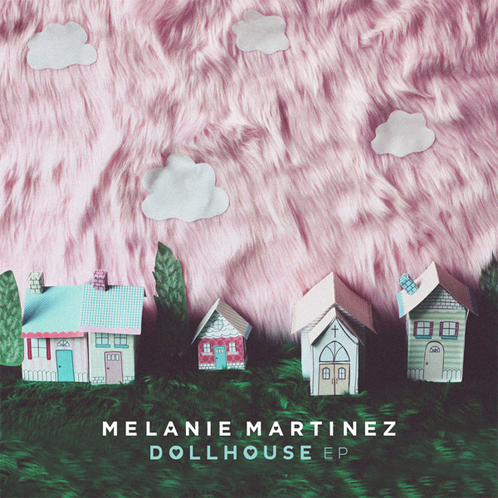 melanie-martinez-dollhouse